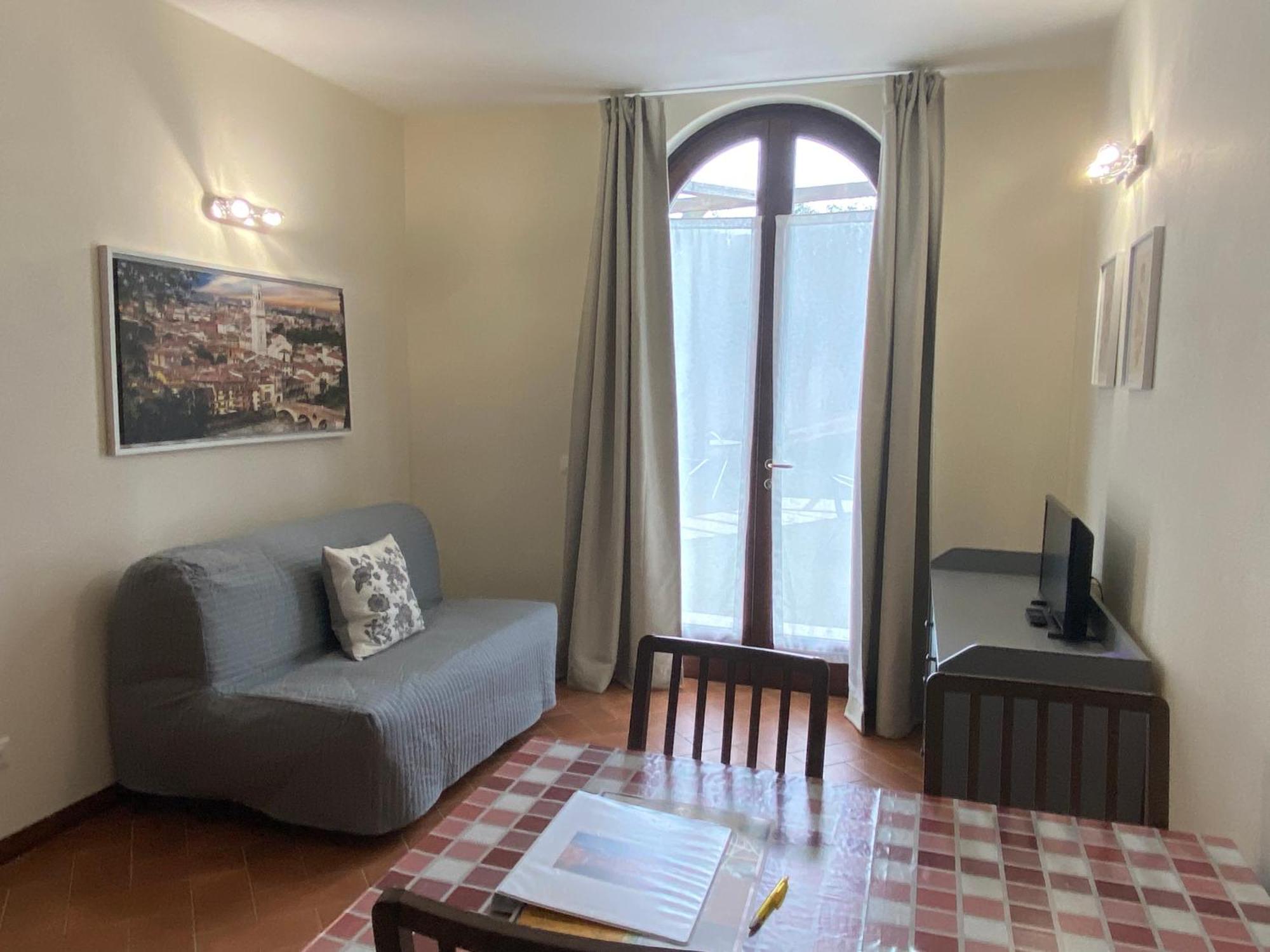 Residenza Cipressi E Olivi Apartment Verona Exterior photo